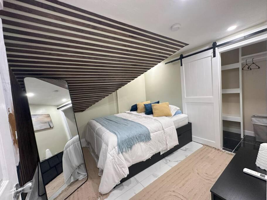 Апартаменты Urban Life Retreat Провиденс Экстерьер фото